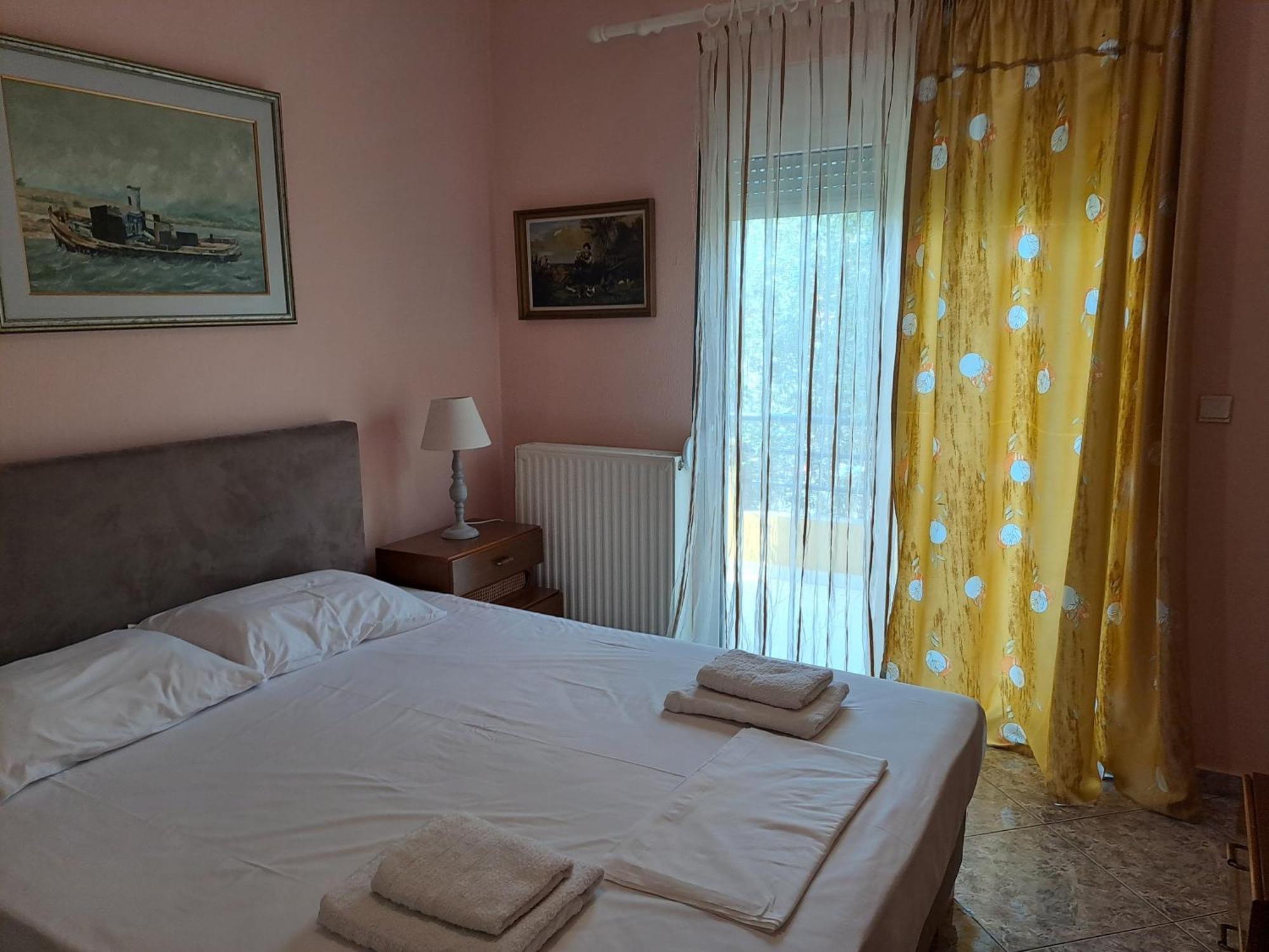 Villa Myrsini' S House Néa Péramos Esterno foto
